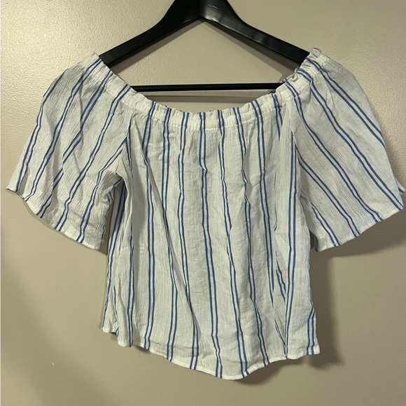 Crop Top White and Blue Blouse Dynamite - Picture 2 of 2